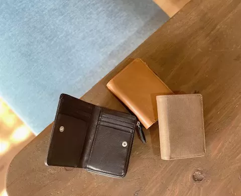 Book Middle Wallet